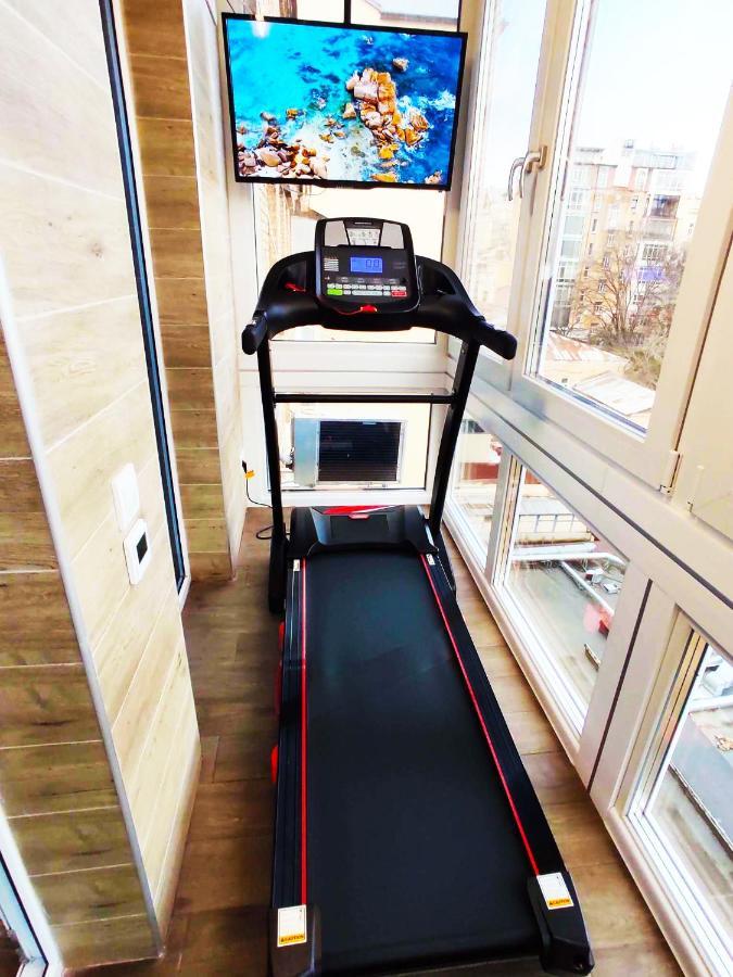 Sauna, Big Jacuzzi , Khreshchatyk apartments Kiev Bagian luar foto