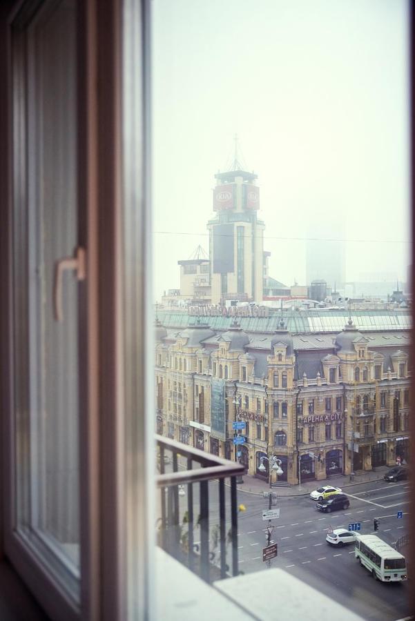 Sauna, Big Jacuzzi , Khreshchatyk apartments Kiev Bagian luar foto