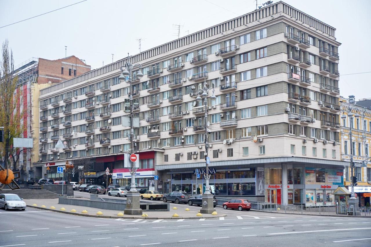 Sauna, Big Jacuzzi , Khreshchatyk apartments Kiev Bagian luar foto