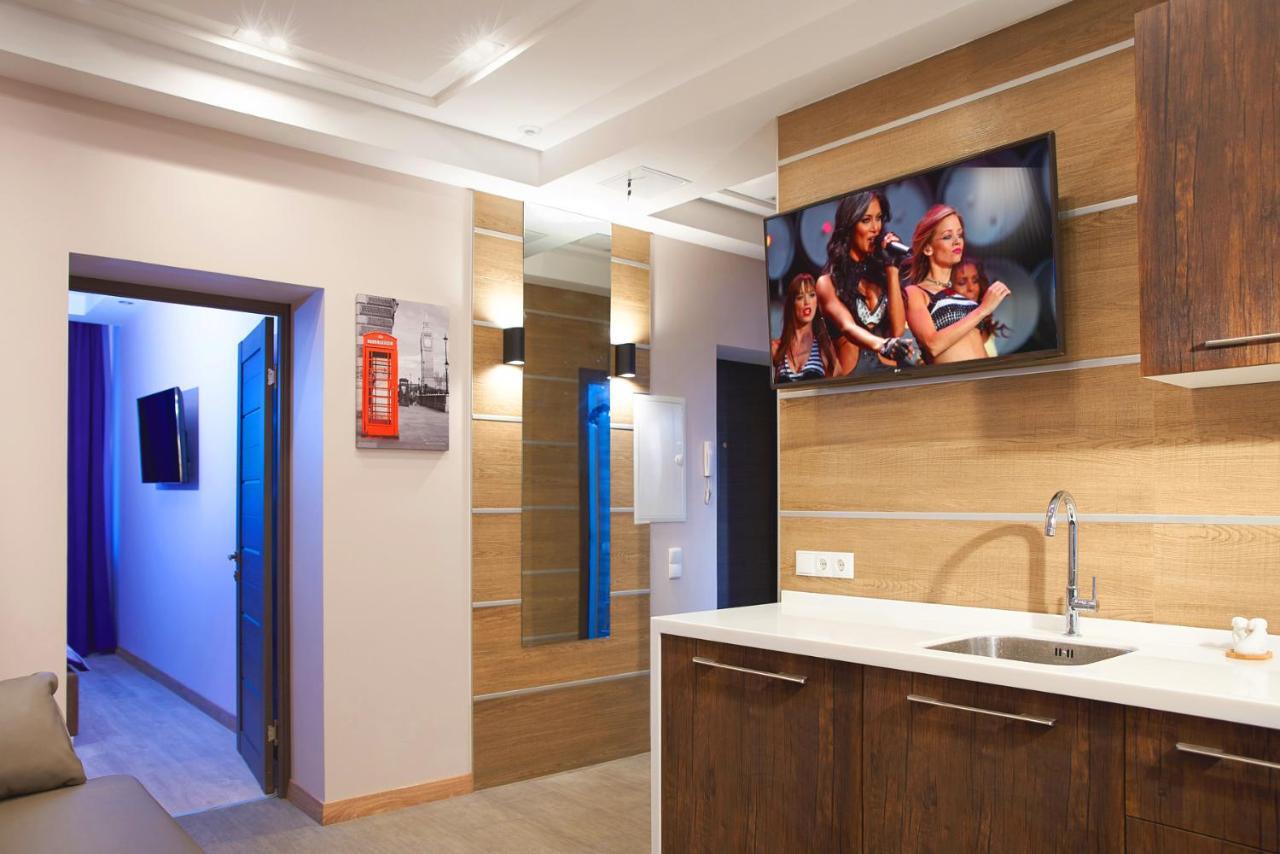 Sauna, Big Jacuzzi , Khreshchatyk apartments Kiev Bagian luar foto