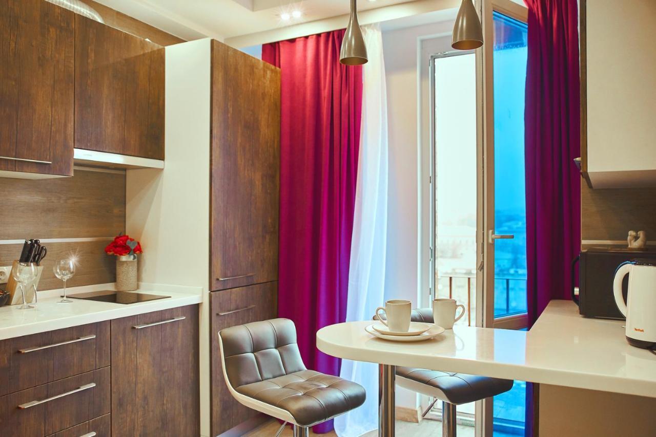 Sauna, Big Jacuzzi , Khreshchatyk apartments Kiev Bagian luar foto