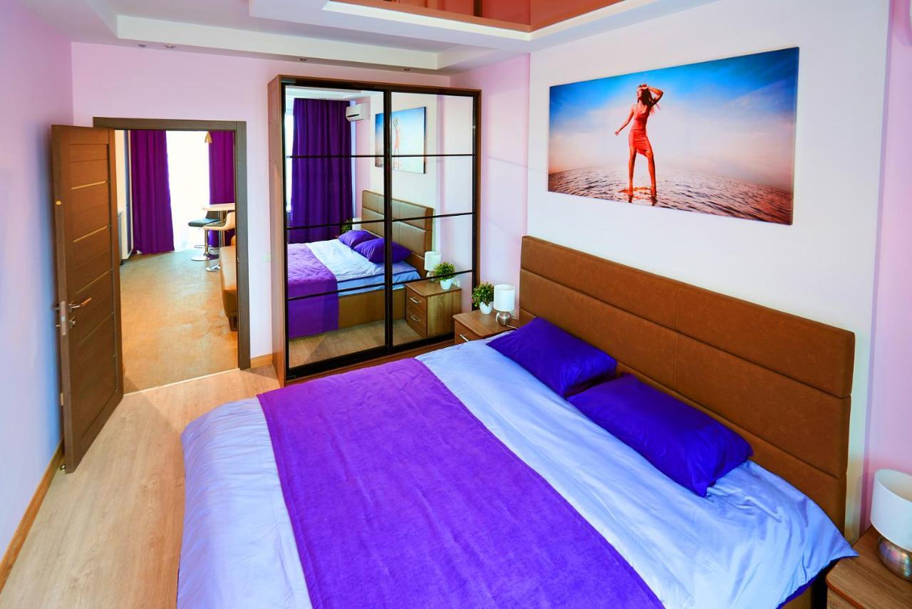 Sauna, Big Jacuzzi , Khreshchatyk apartments Kiev Bagian luar foto